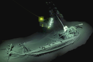 В Черном море обнаружен самый древний неповрежденный корабль