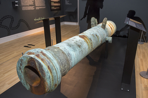 В Лондоне открылась выставка артефактов с затонувшего корабля
