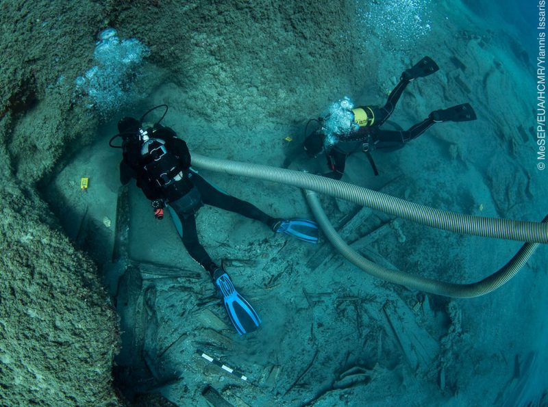 Подводные археологи ищут скульптуры из Парфенона