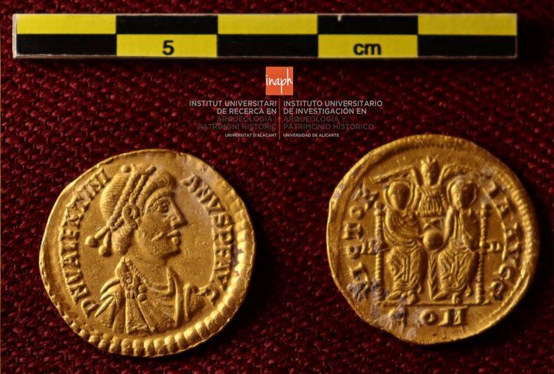 У берегов Испании найден крупнейший клад золотых монет