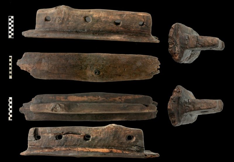 Найденные дайверами на дне озера лодки датируются каменным веком