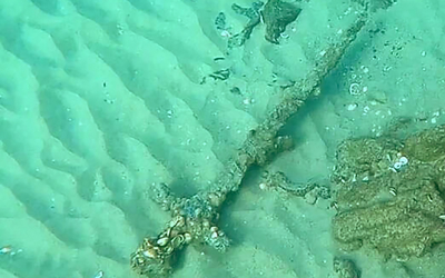 Дайвер нашел в Средиземном море второй меч крестоносцев