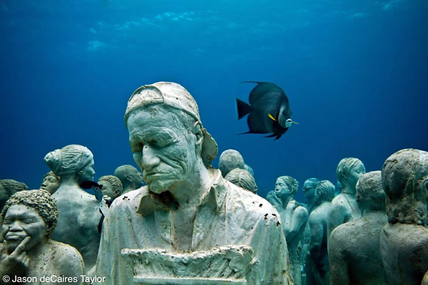 400 подводных скульптур в Мексике